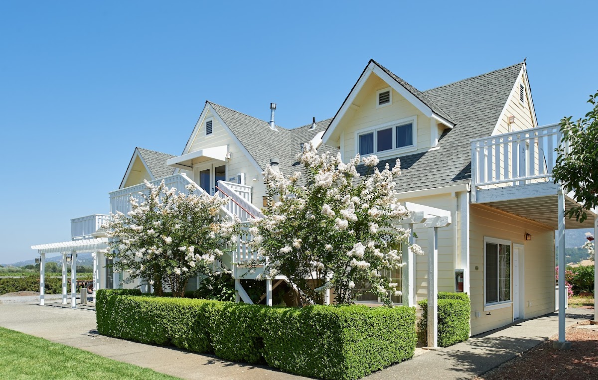 Geyserville Inn